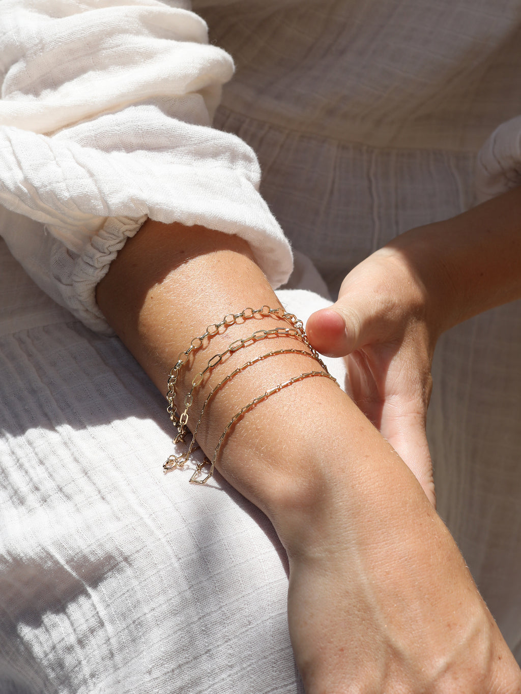 Hayseed Link Bracelet in 9 Karat Solid Gold