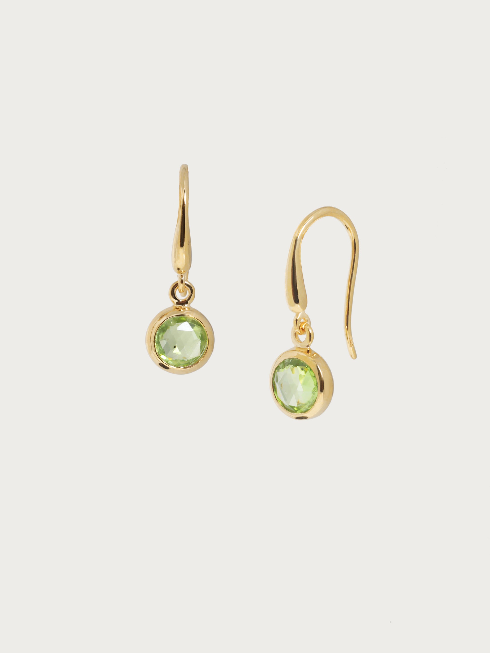 Orecchini pendenti con peridoto, la pietra natale di agosto