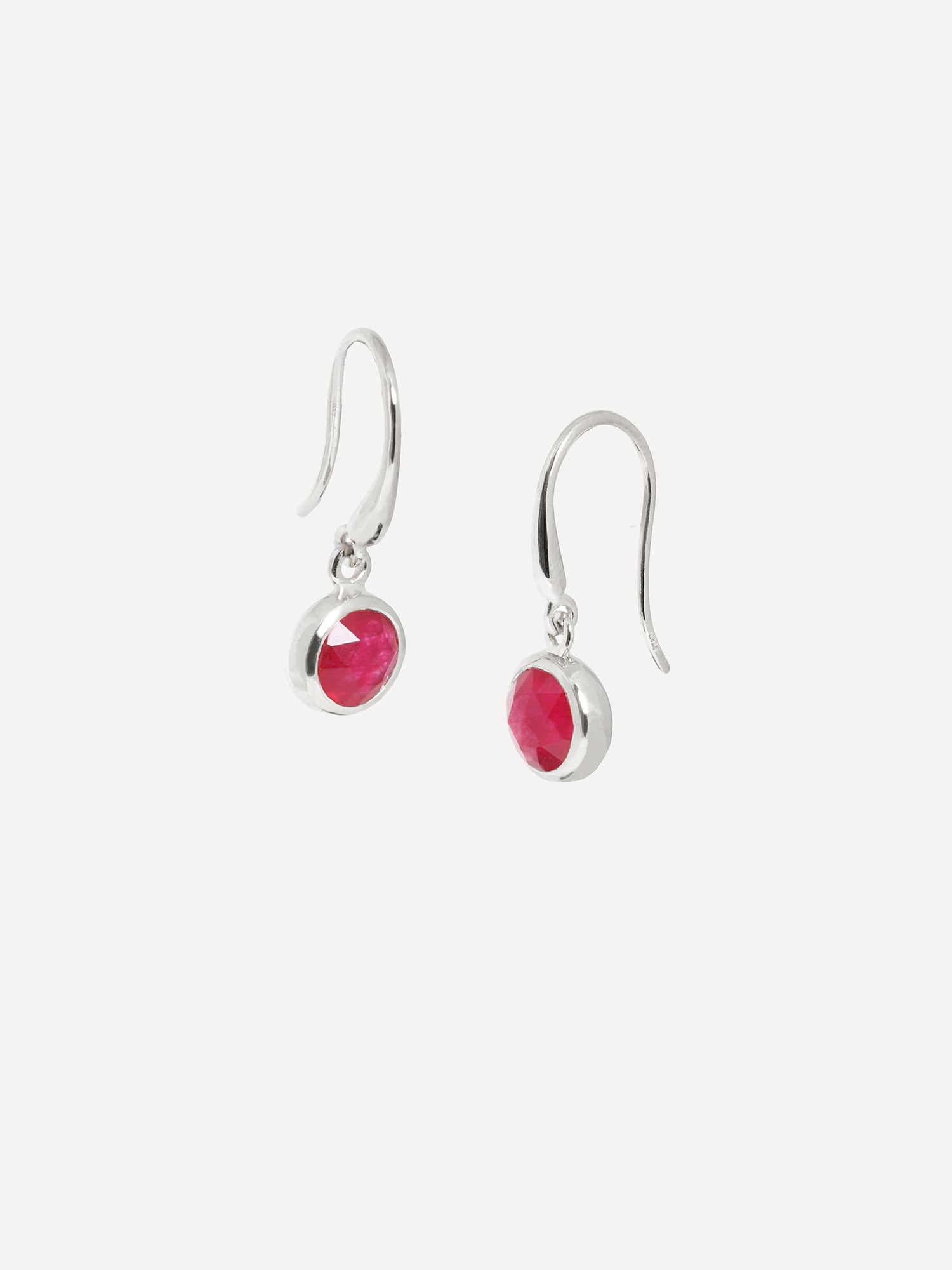 7月の誕生石・シルバー ドロップピアス ルビークォーツ – LUCEIR