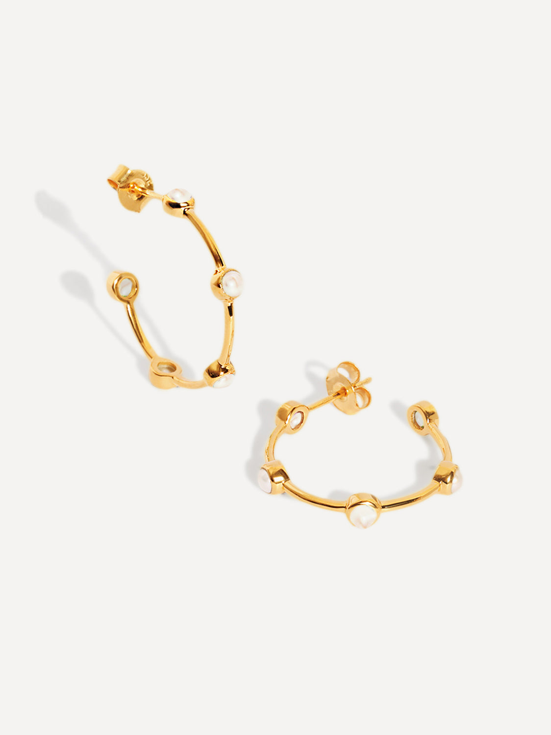 Gold l Pearl Studded Hoop Earrings