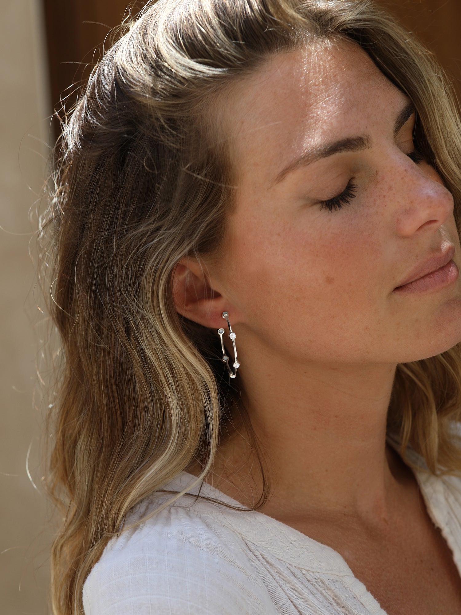 Orecchini a cerchio con perle in argento sterling - Grandi