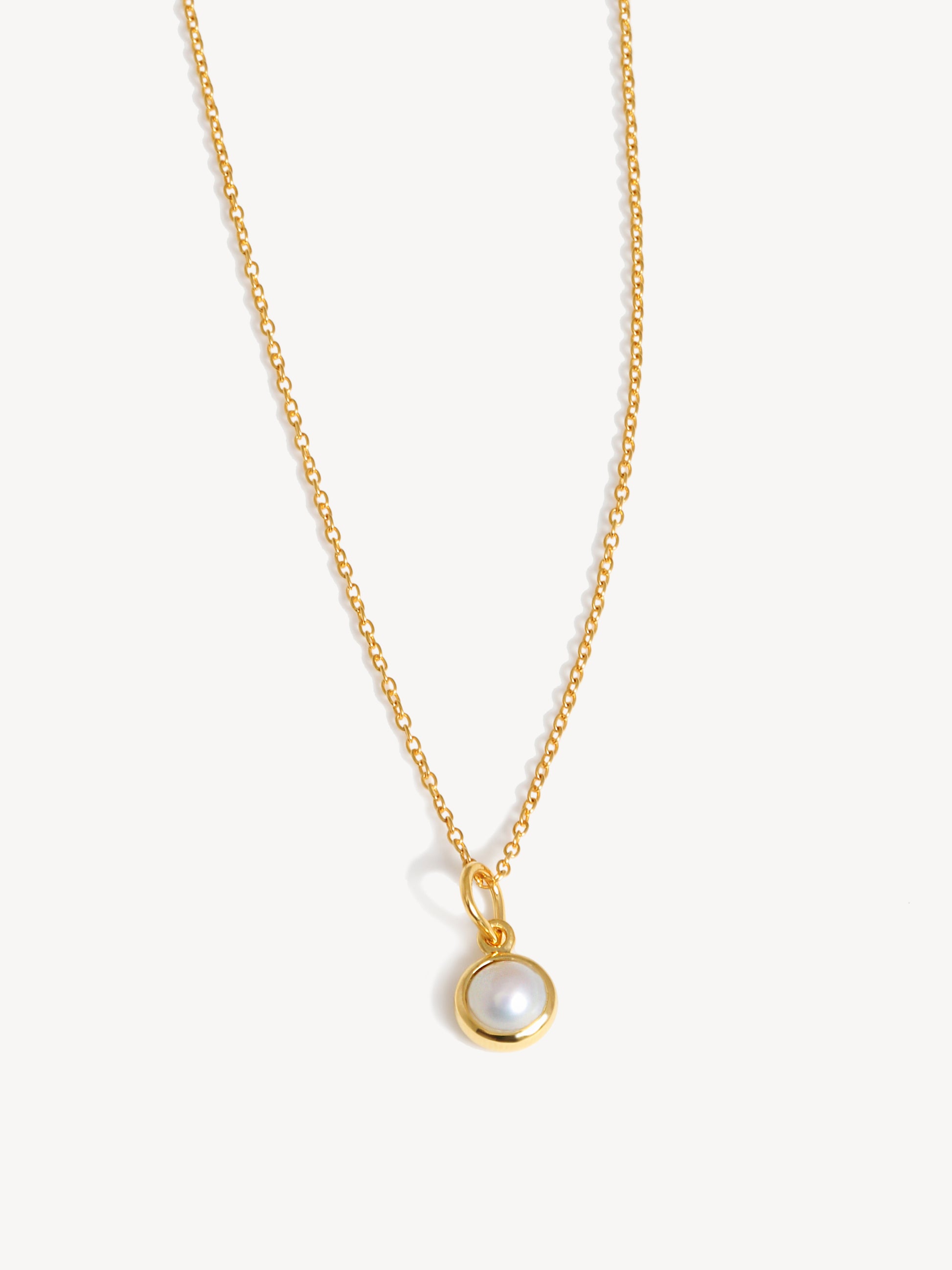 Collana con ciondolo in pietra preziosa e vermeil in oro 18k di giugno con perla