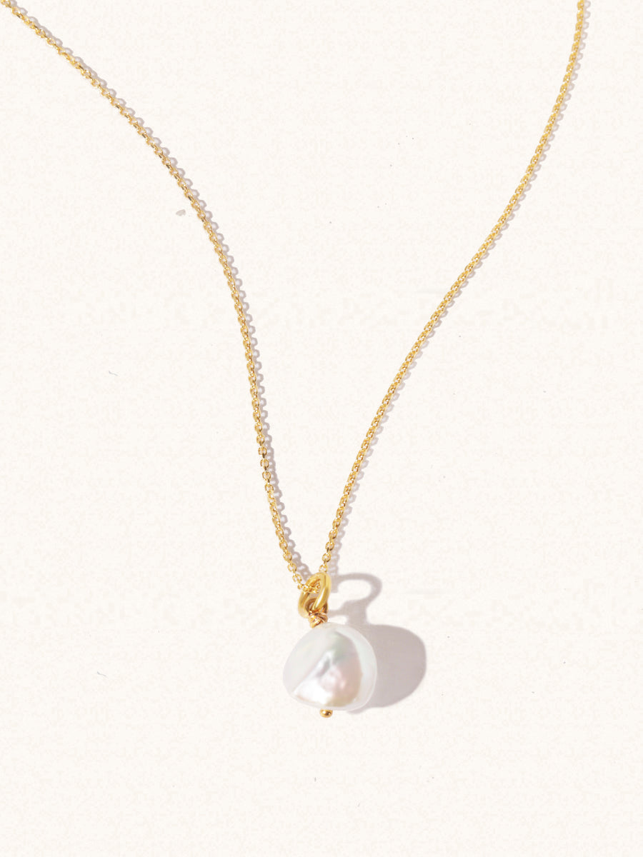 18k Gold Vermeil Baroque Pearl Pendant Necklace – LUCEIR